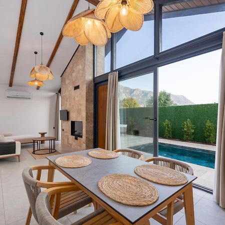 Rota Kilidonia Karaoez Suites&Villas Ngoại thất bức ảnh