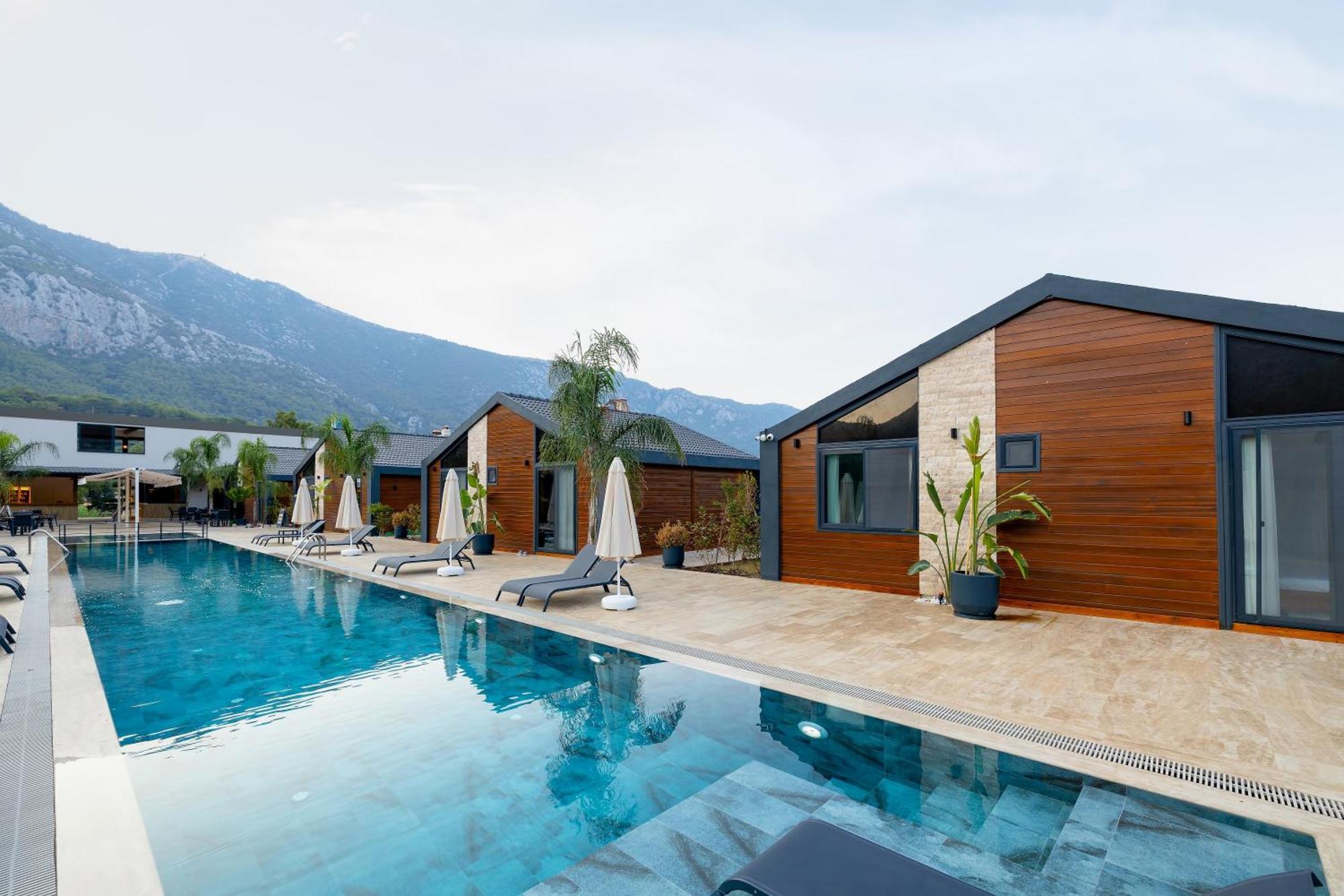 Rota Kilidonia Karaoez Suites&Villas Ngoại thất bức ảnh